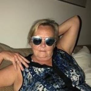 Meet your Posher, Deborah